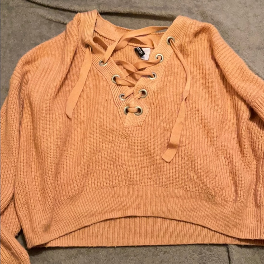 pink sweater